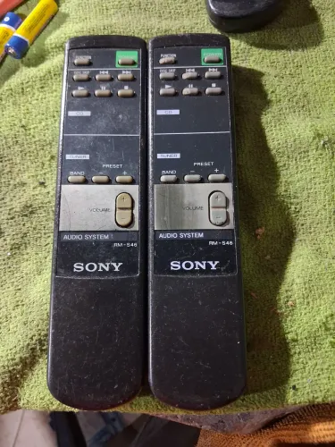 2 controle remoto Sony RM s46 som