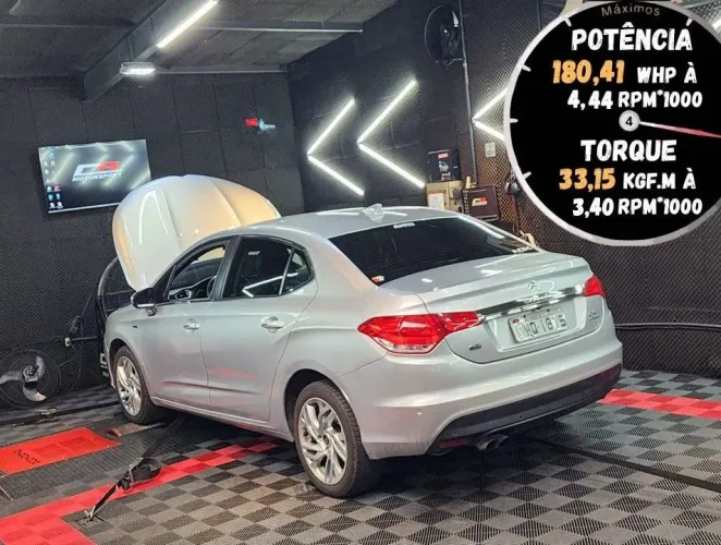 Citroen C4 Lounge Exclusive 1.6 Turbo 4P Aut. 2014