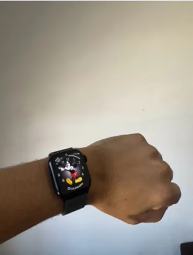 Apple Watch Series 8
