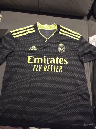 Camisa Real Madrid III 22/23 adidas - Masculina - infantil - 11/12A - M