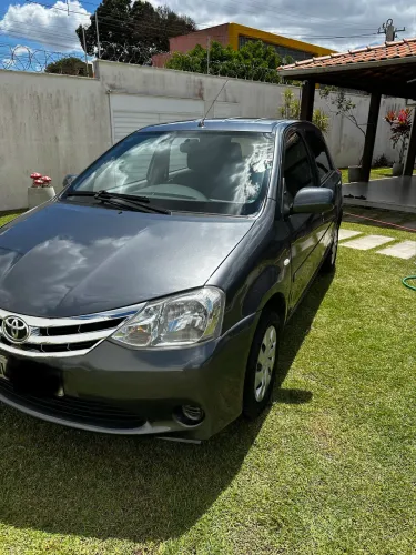 Toyota Etios XS 1.3 Flex 16V 5P Mec. 2013