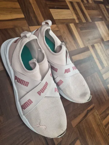 Tenis feminino número 38