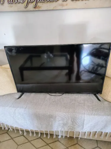 Vende,se uma teve 43, polegadas Philco só tem 6, mês de uso novo valor 1500, reais