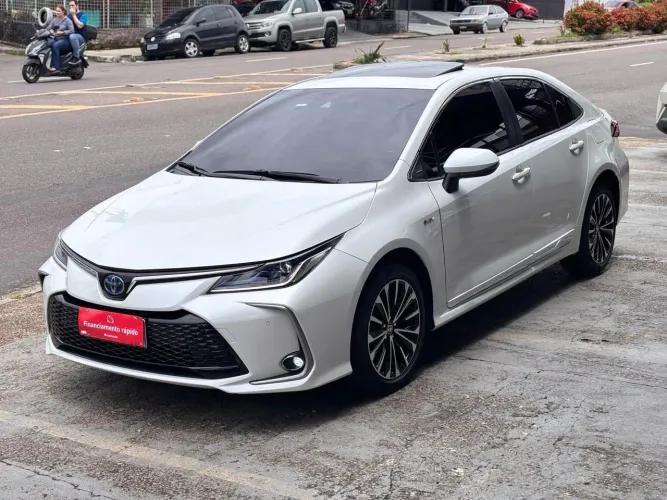Toyota Corolla Altis Prem. Hybrid 1.8 Flex AUT 2025
