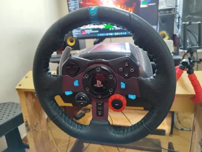 Volante Logitech G29 com sensor hall e célula de carga