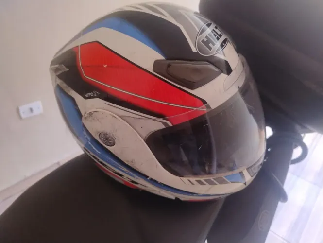 Capacete articulado Helt