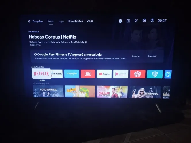 Tv Semp TCL Android de 43 polegadas semi nova completa com bluetooth