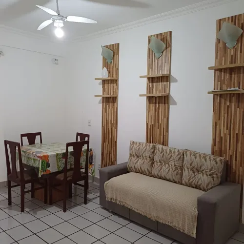 Apartamento para Temporada próximo à Av. Litorânea