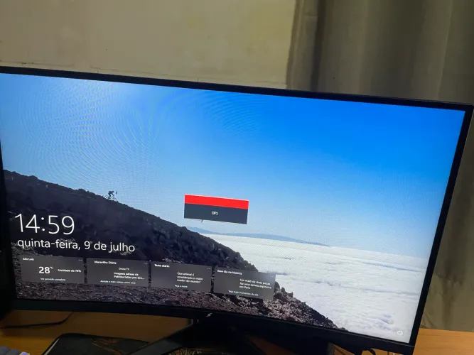 Monitor gamer 27p curvo 300hz