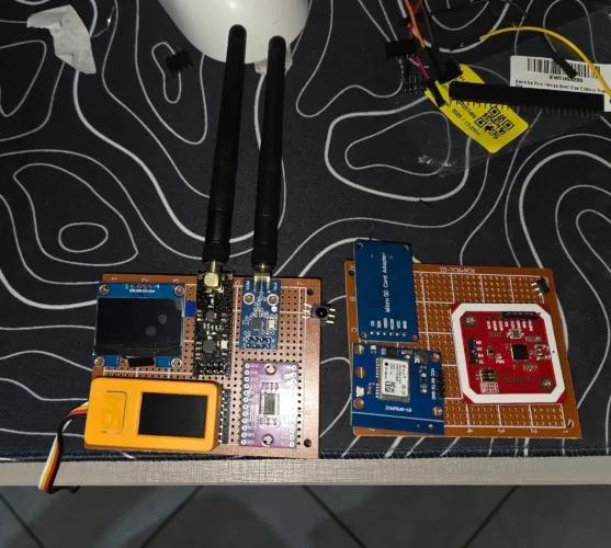 Kit Prototipagem IoT - M5StickC Plus2 + RF, GPS, NFC e Sensores