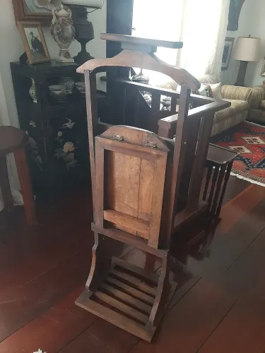 Banco com cabide para quarto madeira rustica