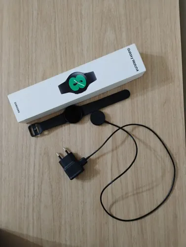 Galaxy Watch 4 com defeito