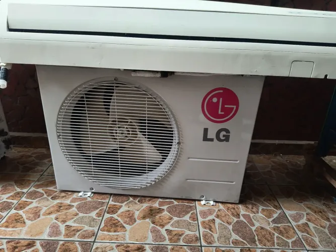 Ar condicionado LG split Hiwall 18.000 BTUs só frio 