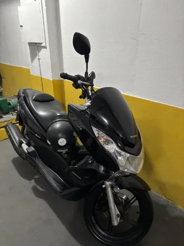 Honda PCX 2015 - 35.250 km - Preta