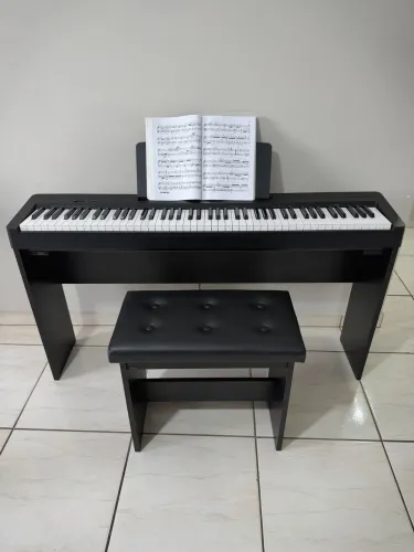 Piano Yamaha P145 Novo!