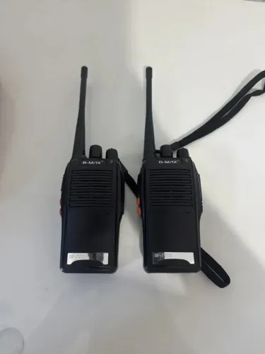 par de Rádio Comunicador Baofeng 777S com alcance de 9 quilômetros Pronta entrega