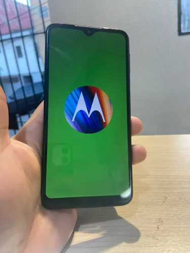 Moto one macro