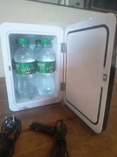 Mini geladeira 127/220/12v