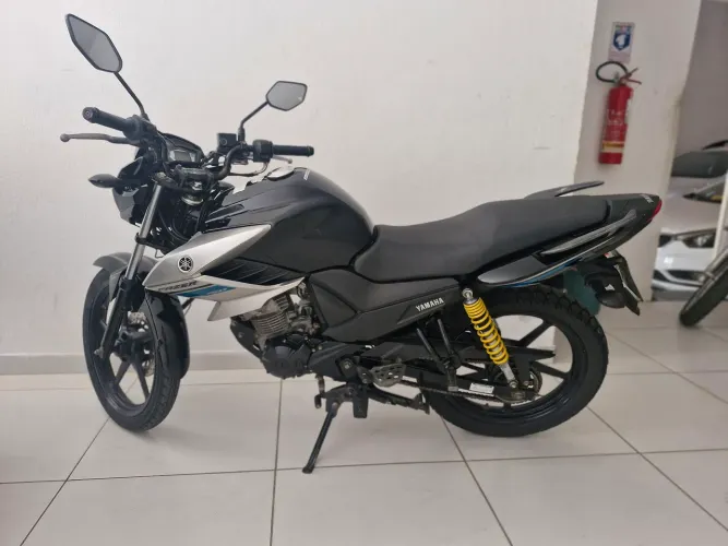 MOTO PRA QUE. E EXIGENTE 