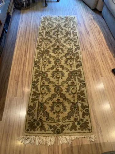 tapete tipo persa 2,02m x 67 cm