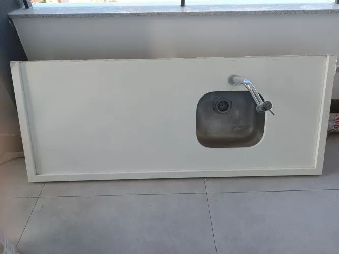 Pia de Cozinha em Quartzo Branco