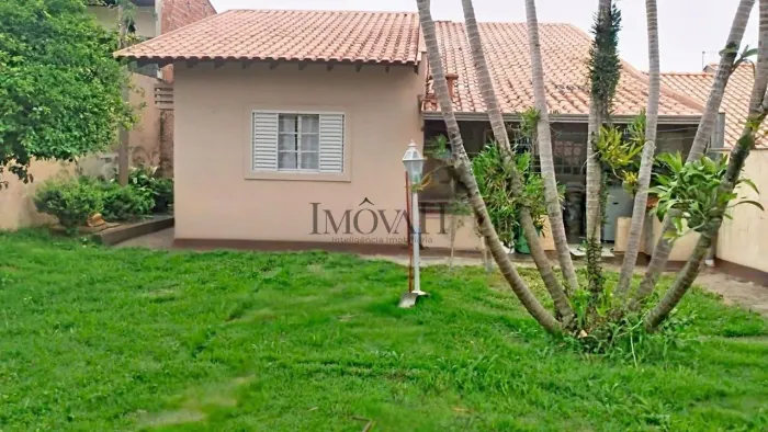 Oportunidade Estratégica em Cambé: Casa de 300m² com Alta Liquidez no Jardim Planalto Verd