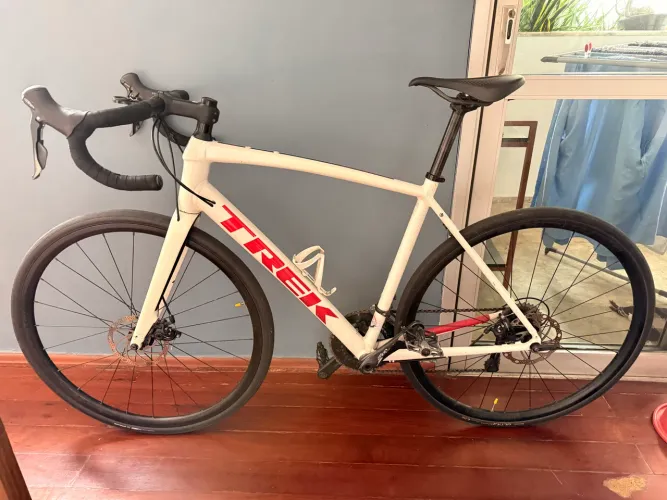 Bicicleta Trek Domane AL 3 Disc 56 | Shimano Sora | Speed Premium
