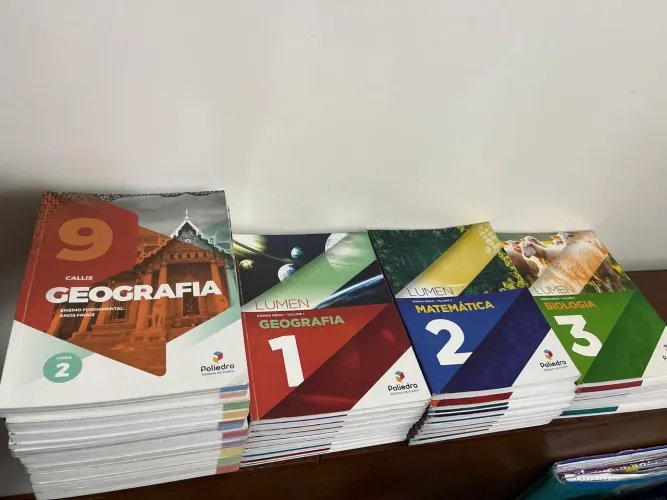 Coleção de livros POLIEDRO 