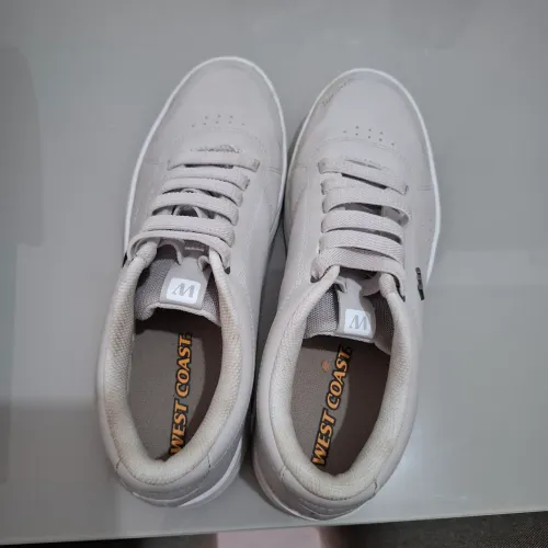Sapato semi novo tamanho 37