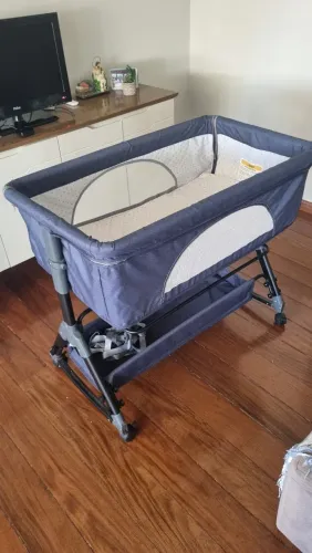 Berço Portátil Moises Co-bed Até 15kg C/Balanço Mosquiteiro e Cesto Luna Azul - KaBaby