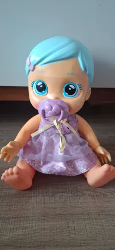 Boneca interativa da linha Cry Babies -  modelo Kristal