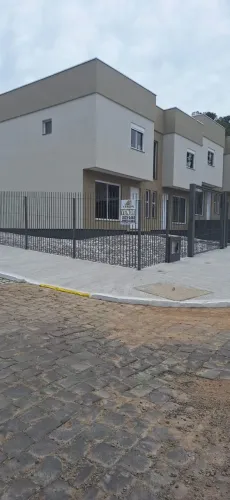 Sobrado a venda em Caxias do Sul, bairro Desvio Rizzo