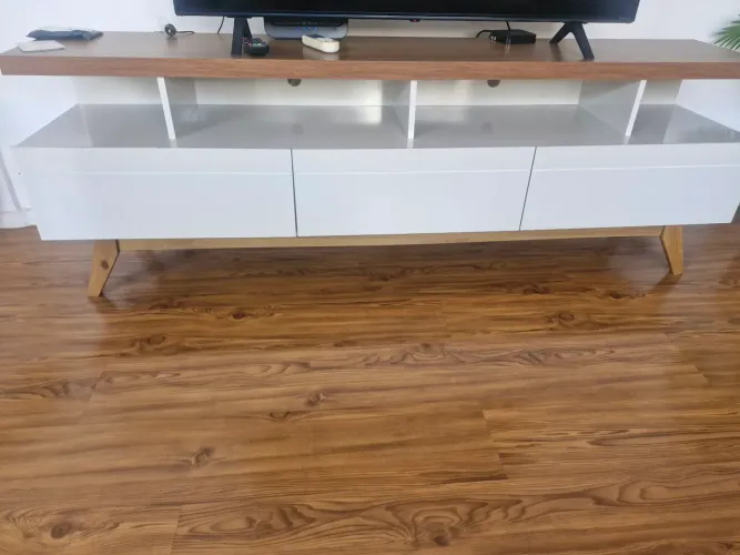 Vende um rack retrô