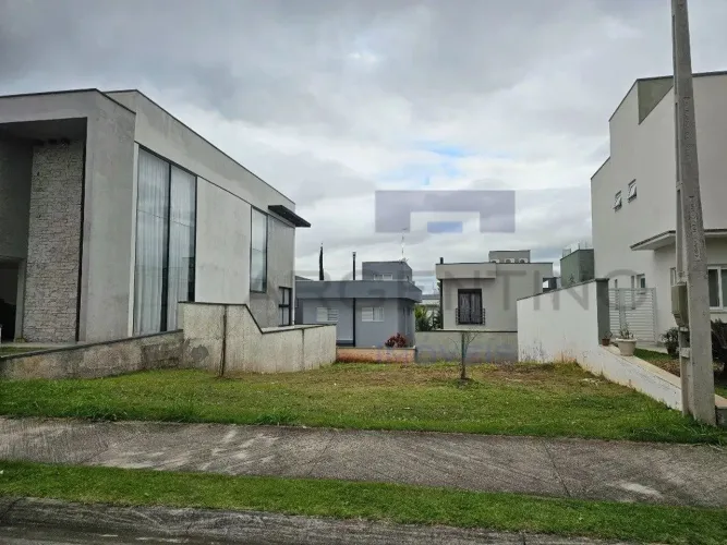 Lote no Bella Citta um dos condomínios mais desejados da cidade!