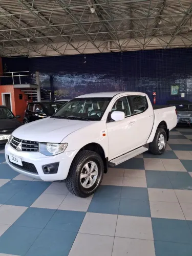 Mitsubishi L200 Triton GLX 3.2 CD TB Int.diesel MEC 2017