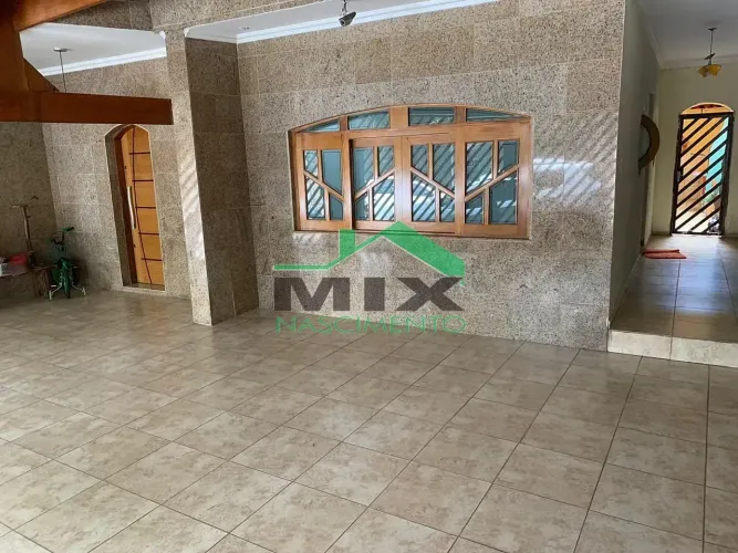 Sobrado de 230 metros à venda e para locação com Edicula, Jardim Maria Adelaide, SBC, SP 4