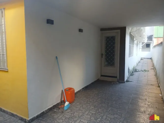 Vendo ou alugo casa terrea , 2 vagas com quintal e edicula Analia Franco