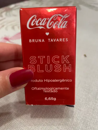 Blush em Bastão BT x Coca-Cola Stick Blush- NOVO