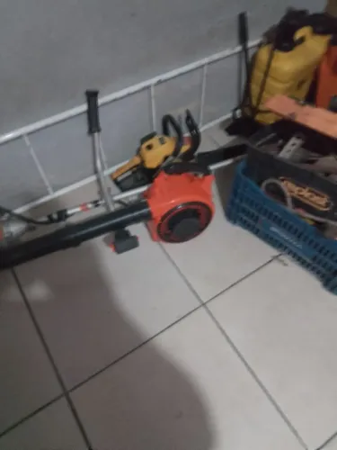 Vendo máquina pra jardinagem tudo 2000
