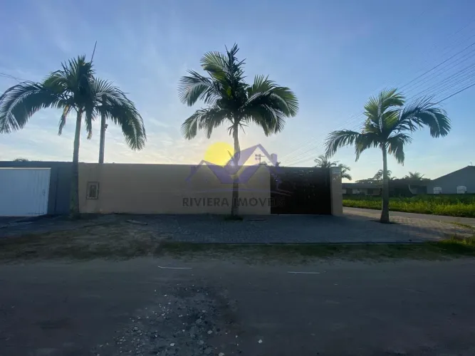 Casa para Venda em Matinhos, Balneário Monções, 5 dormitórios, 4 suítes, 2 banheiros, 2 va