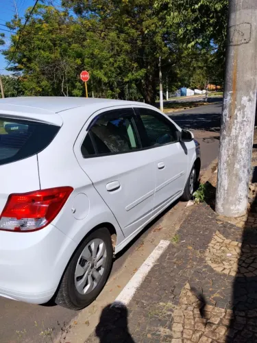 Chevrolet Onix JOY Hatch 1.0 8V Flex Mec. 4P 2018