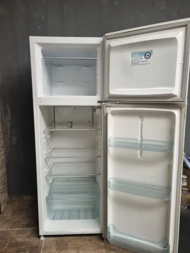 Refrigerador Electrolux Super Freezer DC39