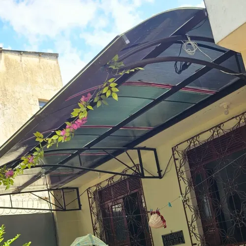 Toldo Curvo em Policarbonato