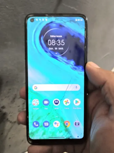 Smartphone Moto G8