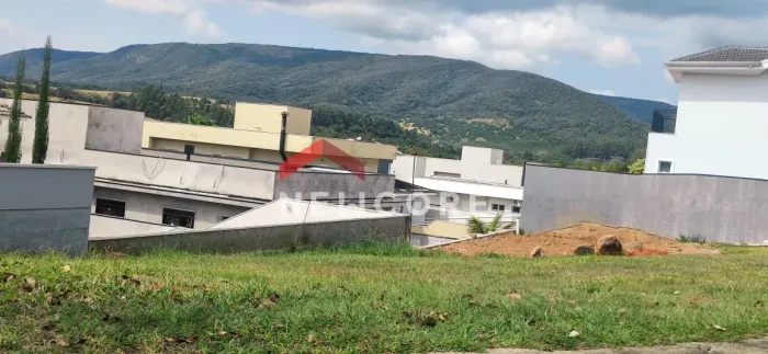Lote em condomínio em Rua Anibal Spaletta - Condomínio Reserva da Serra - Jundiaí/SP