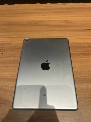 ipad de 6ª geração com caneta Vki