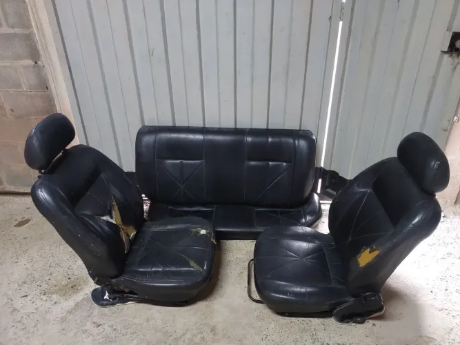 Banco celta ou corsa 4p