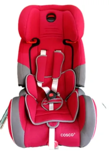Cadeirinha de carro Cosco Envolve modelo YS06 vermelha, 9 a 36 kg 