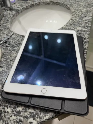 Apple iPad air2 64gb + Chip