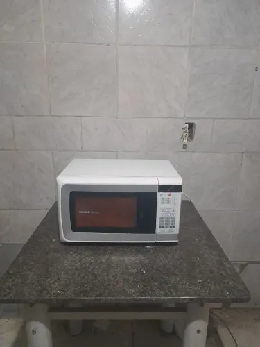 Microondas Consul 20 litros funcionando perfeitamente e ótimo estado de conservação.